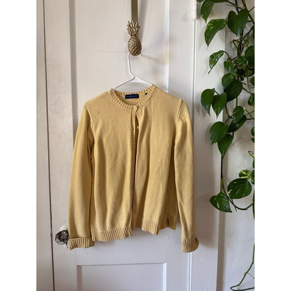 Karen Scott woman size, large yellow sweater